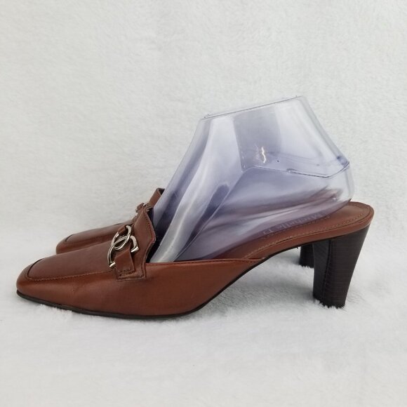 ✅Michelle D Brown Leather 3" Heeled Mules Womens 7.5M Slides D-Ring Strap Accent - Picture 9 of 13